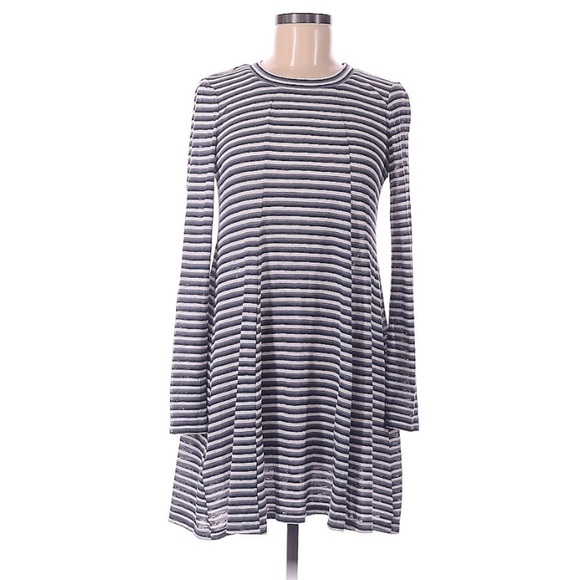 BCBGeneration Long Sleeve Dress | SIZE M - Picture 2 of 5